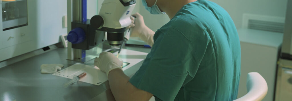 Chi phí làm Mini IVF rẻ hơn so với IVF truyền thống