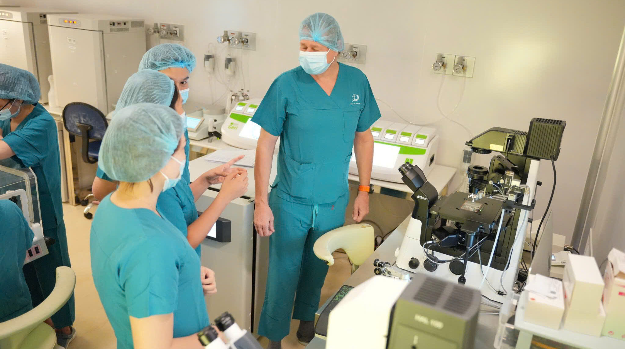 Chi phí sàng lọc phôi IVF tại Đông Đô IVF Center