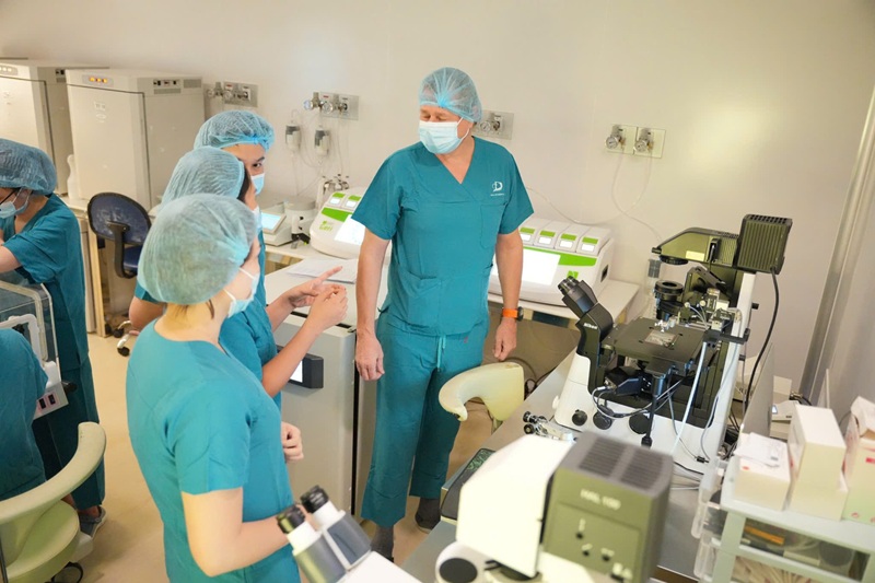 Lợi ích khi chọn bác sĩ có kinh nghiệm với Mini IVF