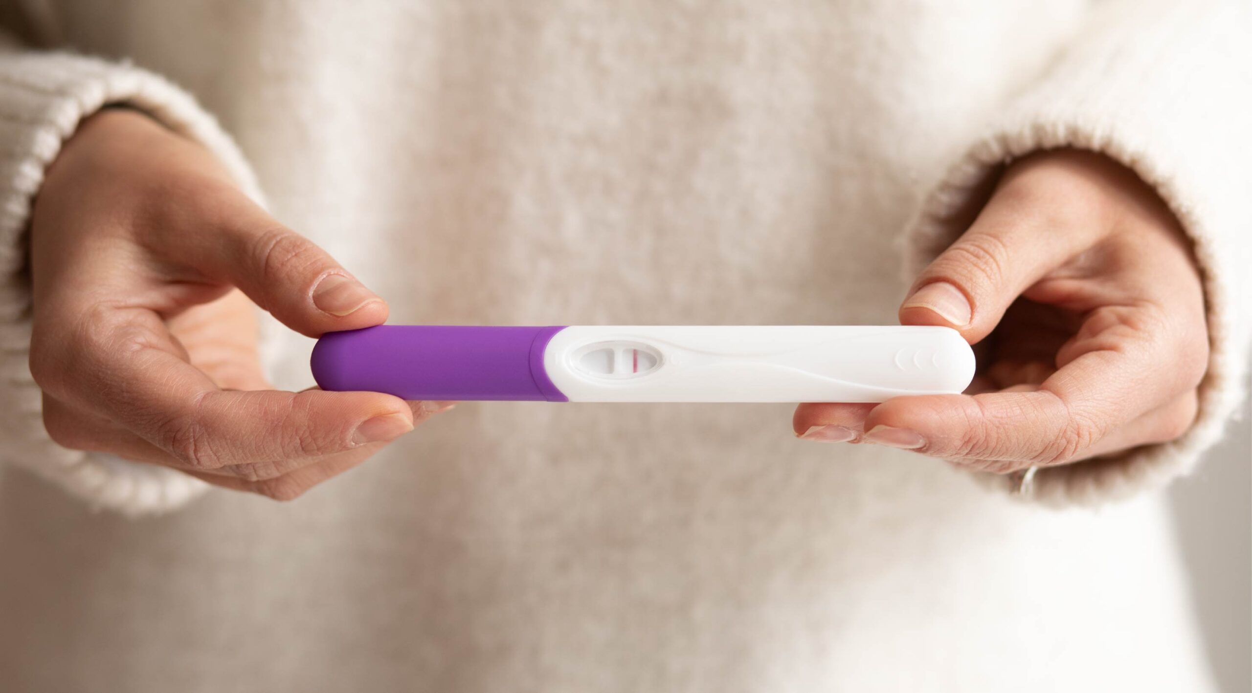 Hiếm muộn có phải là bệnh không? Sự thật bạn nên biết